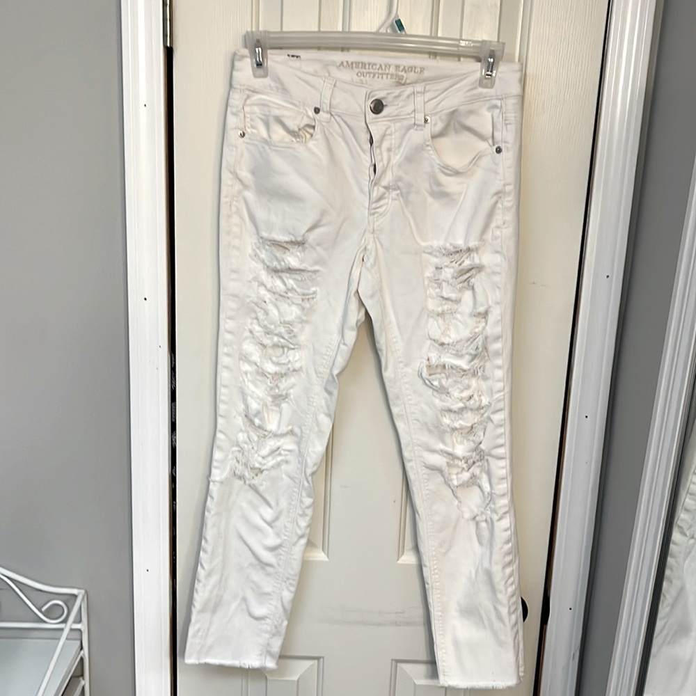 American Eagle Distressed White Jeans